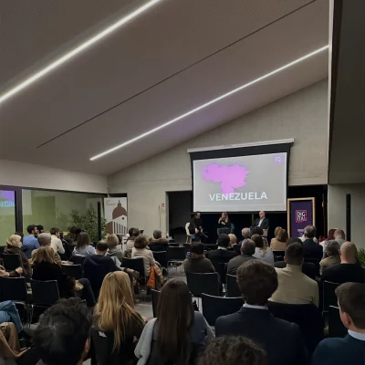 Karol Katner analista geopolitico evento Digital Freaks Geopolitica 2026 con Greta Cristini 3